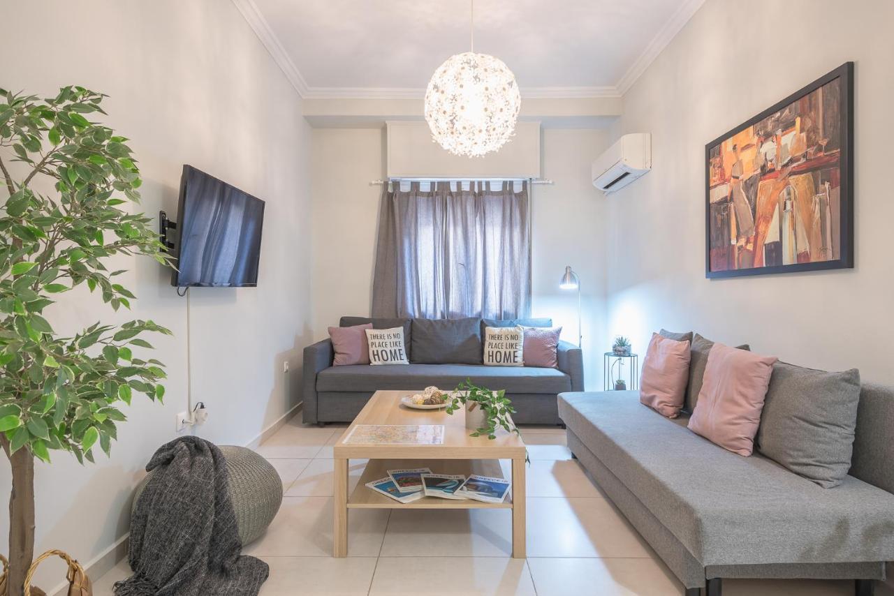 Erythros Boutique Suite By Cloudkeys เอเธนส์ ภายนอก รูปภาพ